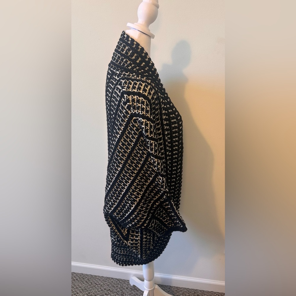 Moth Slouchy Black and Cream Cardigan Size Small - Picture 6 of 8